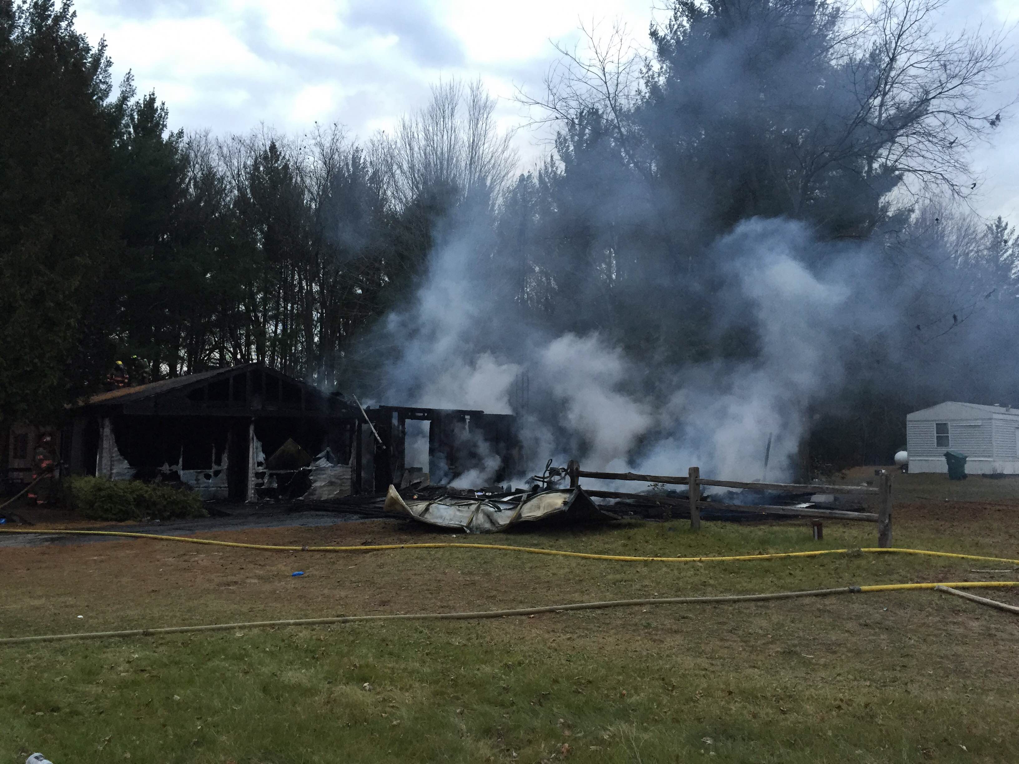 Mobile Home Completely Destroyed In Fire | OceanaCountyPress.com